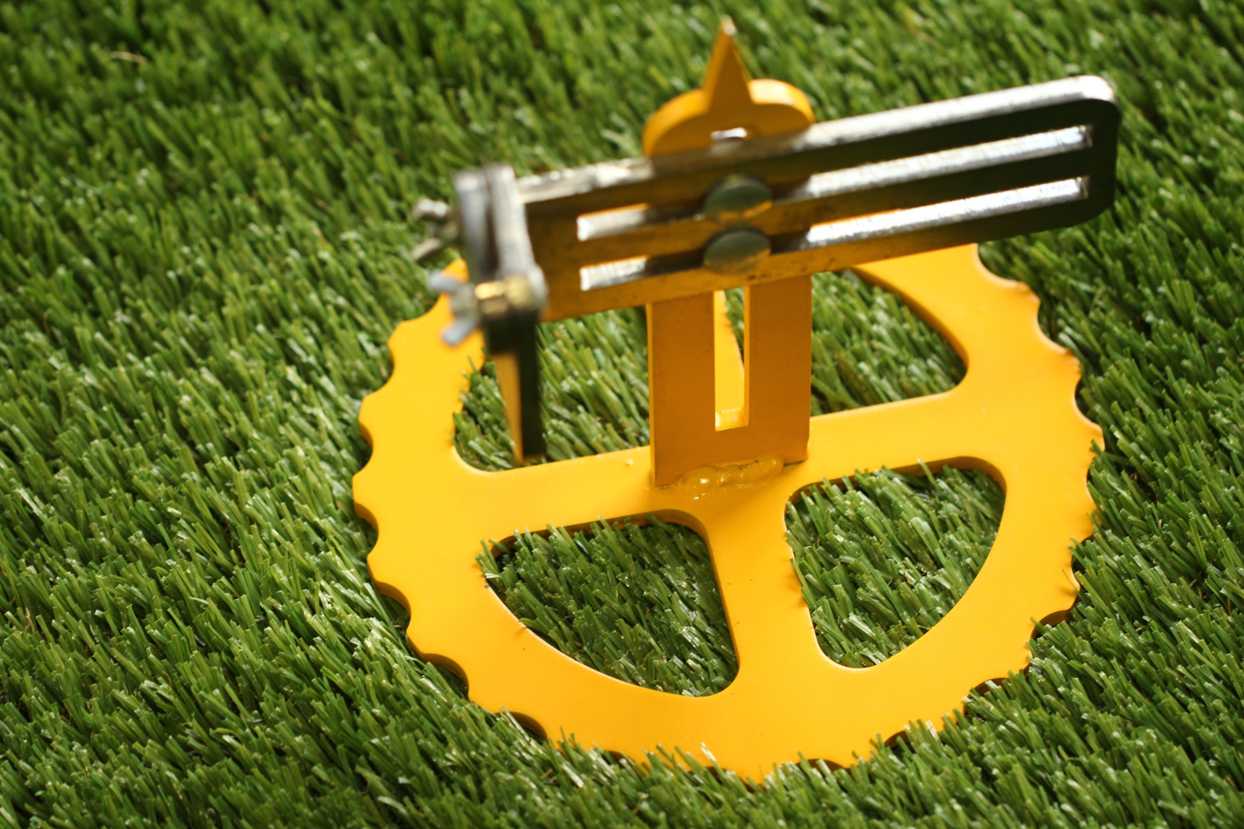 Circle Cutter Synthetic Grass Fake Grass Tools Installation Inland Empire, California