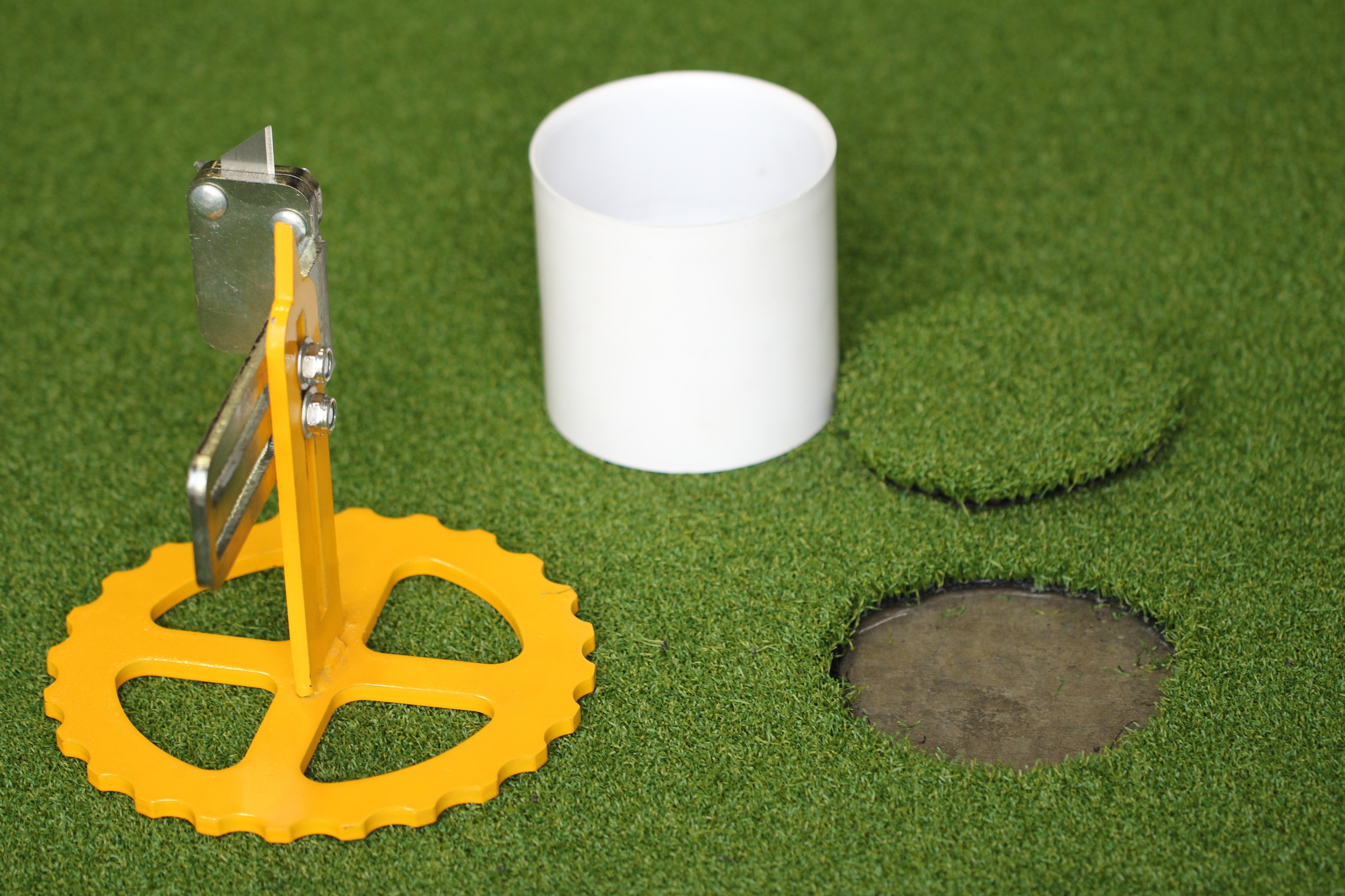 Circle Cutter Synthetic Grass Fake Grass Tools Installation Inland Empire, California