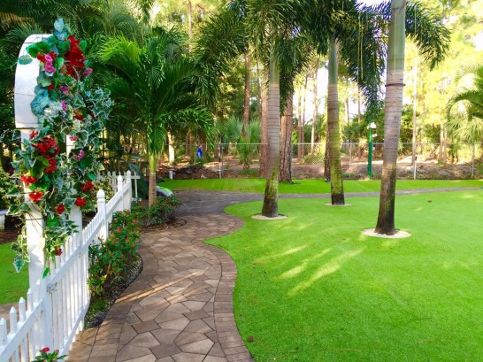 Artificial Grass Photos: Fake Grass Bloomington, California Landscaping, Parks