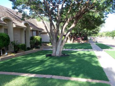 Artificial Grass Photos: Fake Grass Quartz Hill, California Landscape Rock, Front Yard Ideas